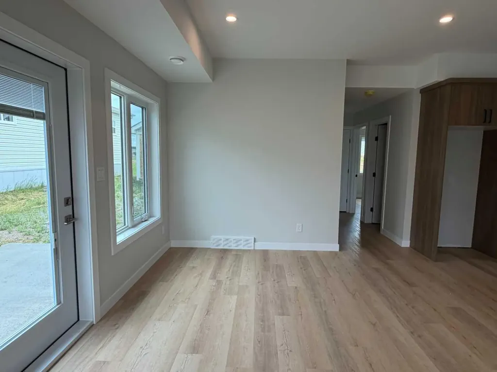 10 Meadows Way Taber AB T1G 2A2
