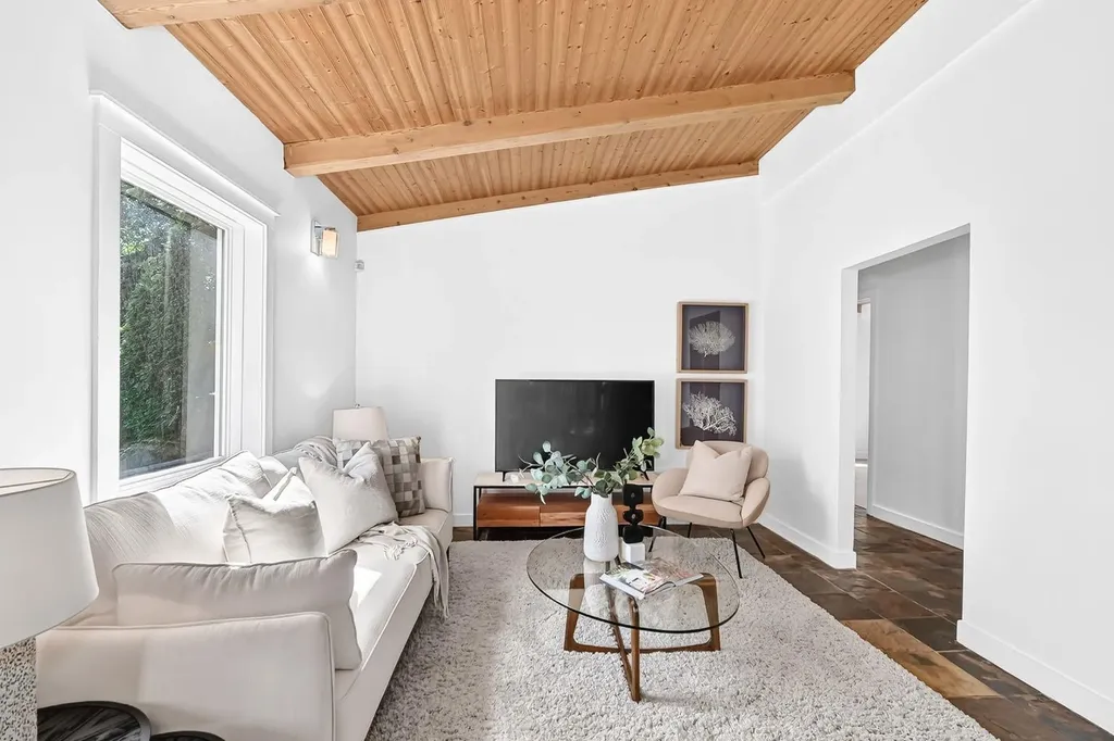 2623 Glenmount Drive SW Calgary AB T3E4C2