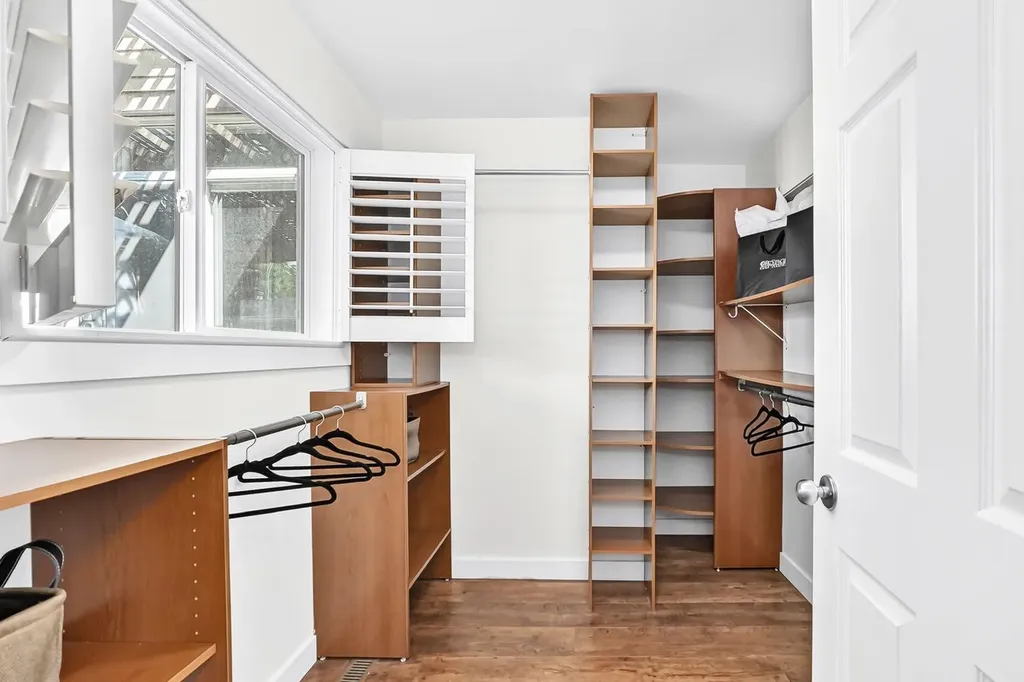 2623 Glenmount Drive SW Calgary AB T3E4C2