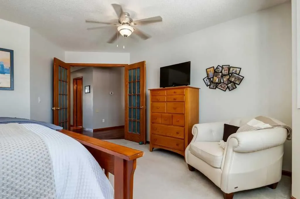 97 Pleasant View Heights Rural Rocky View County AB T4C 2B3