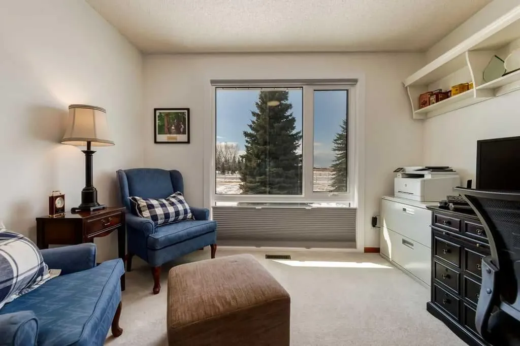 97 Pleasant View Heights Rural Rocky View County AB T4C 2B3