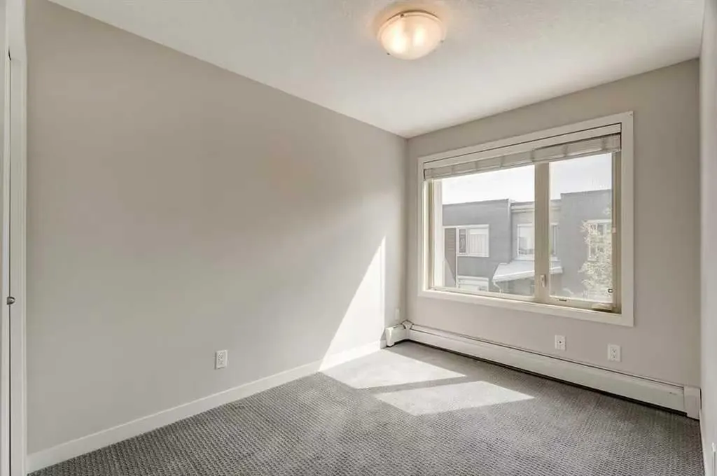 10 Westpark Link SW Calgary AB T3H 0Y5