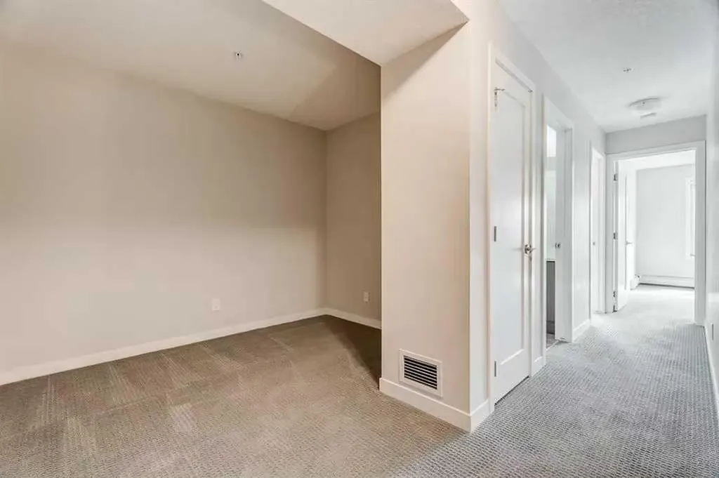 10 Westpark Link SW Calgary AB T3H 0Y5