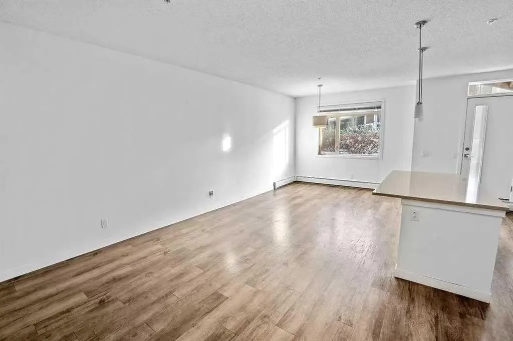 10 Westpark Link SW Calgary AB T3H 0Y5