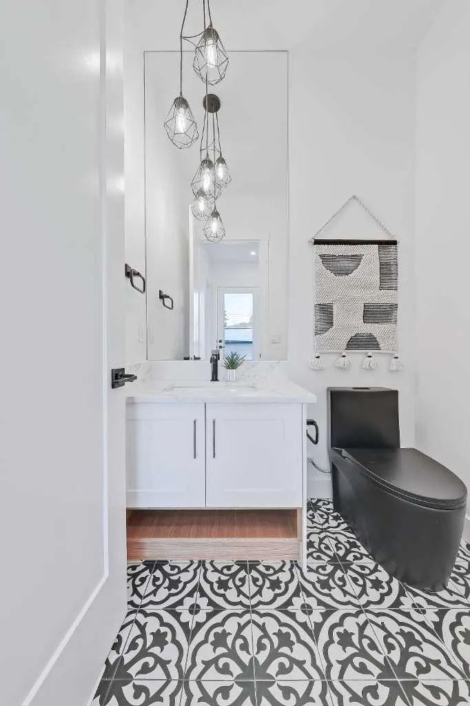 3536 43 Street SW Calgary AB T3E 3P5