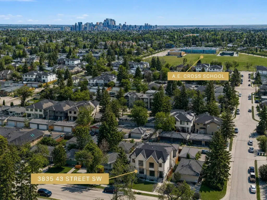 3536 43 Street SW Calgary AB T3E 3P5