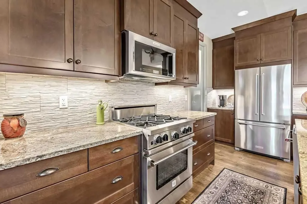 444 Seclusion Valley Drive NE Diamond Valley AB T0L 2A0