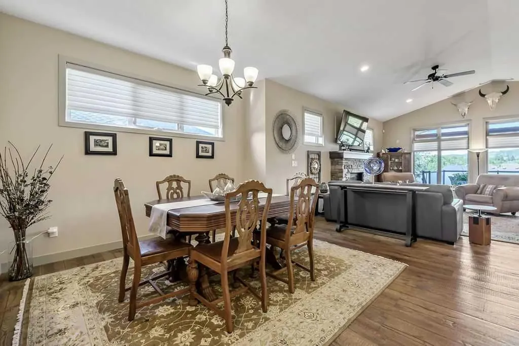 444 Seclusion Valley Drive NE Diamond Valley AB T0L 2A0