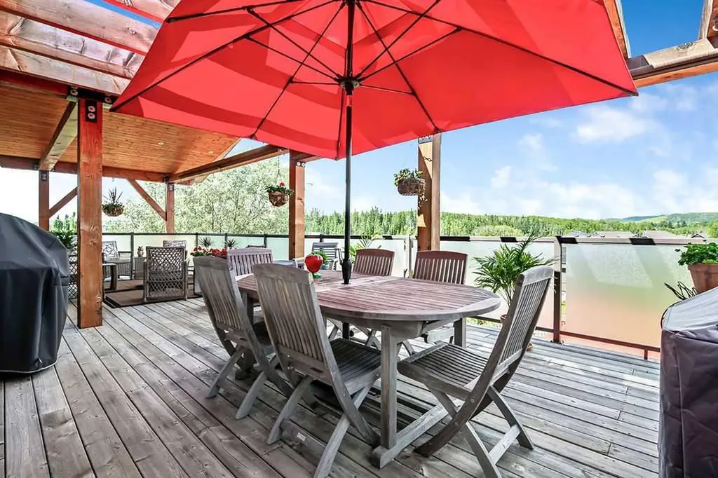 444 Seclusion Valley Drive NE Diamond Valley AB T0L 2A0