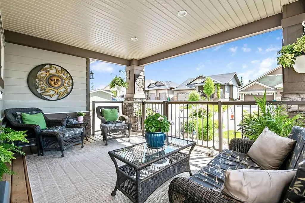 444 Seclusion Valley Drive NE Diamond Valley AB T0L 2A0