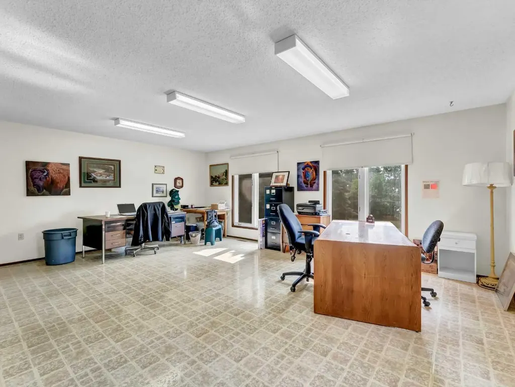 156 & 164 Charles Street Dunmore AB T1B 0K9