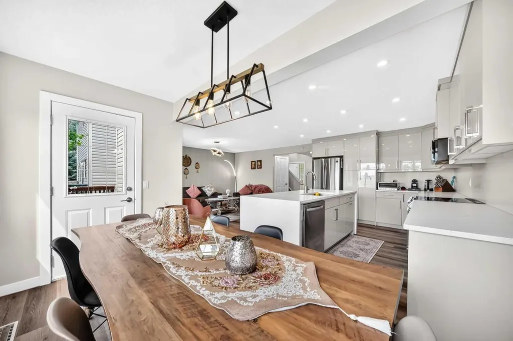 7230 Laguna Way NE Calgary AB T1Y 7B9