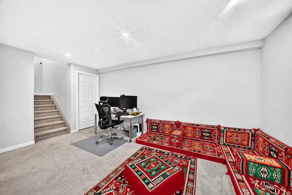 7230 Laguna Way NE Calgary AB T1Y 7B9