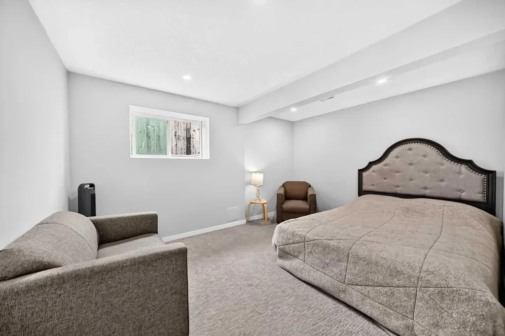 7230 Laguna Way NE Calgary AB T1Y 7B9