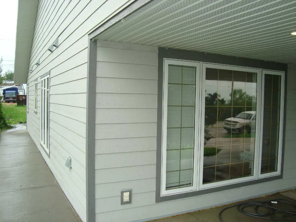 317 Railway Avenue Trochu AB T0M 2C0