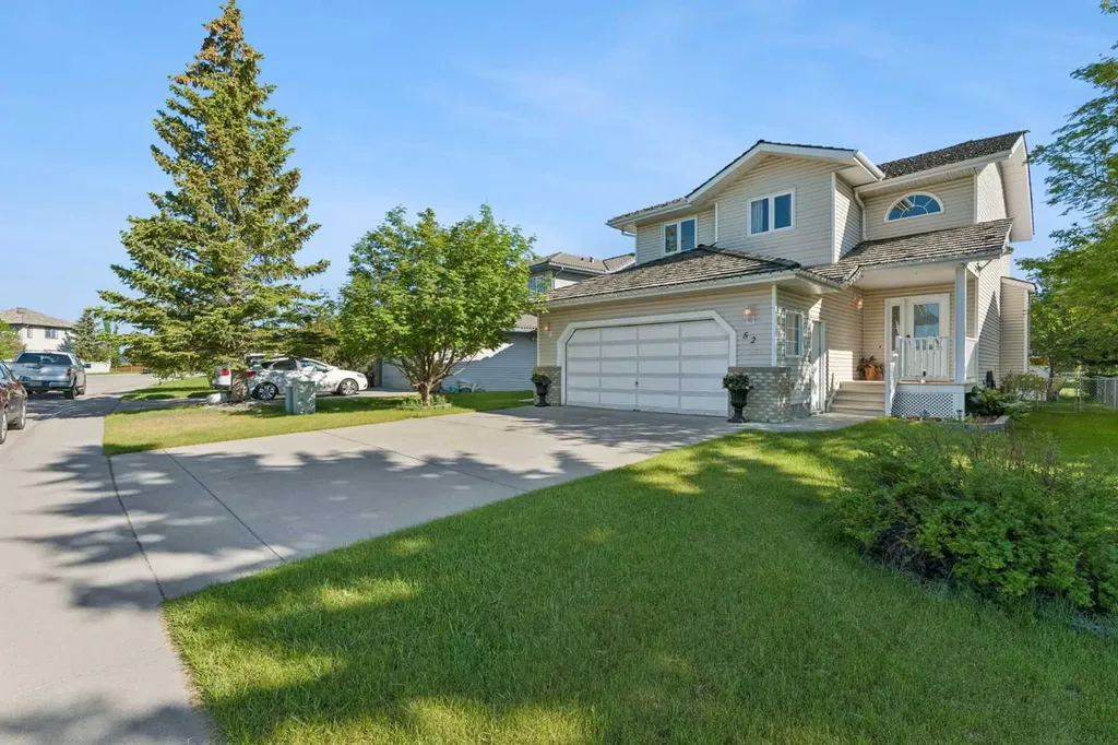 52 West Edge Road Cochrane AB T4C 1L1