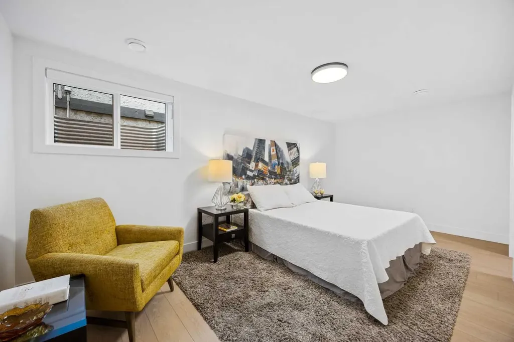 60 Strathcona Road SW Calgary AB T3H 1X5