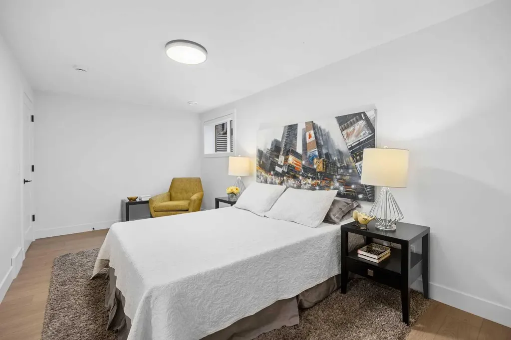 60 Strathcona Road SW Calgary AB T3H 1X5