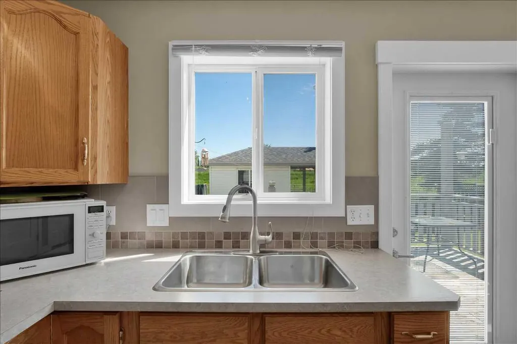 118 Meadowpark Drive Carstairs AB T0M 0N0