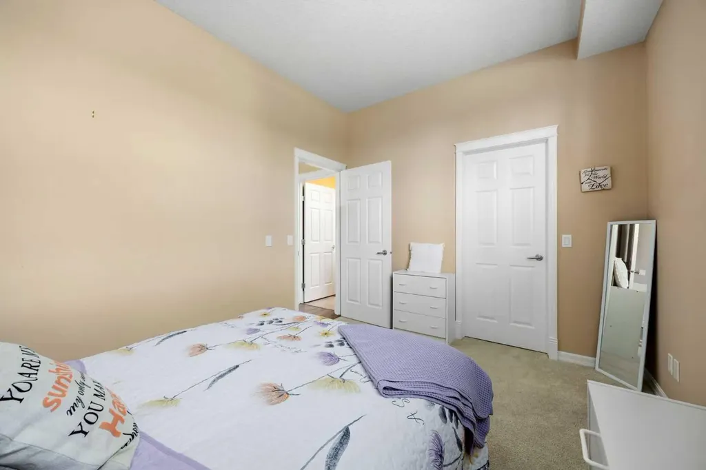 192 Crawford Drive Cochrane AB T4C 2G8