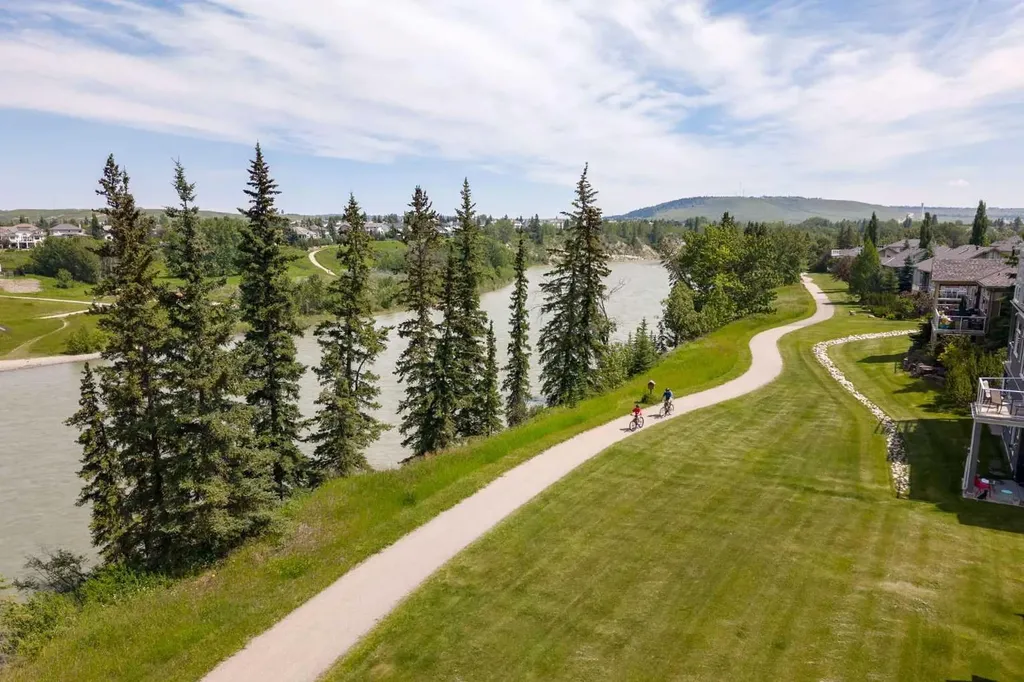 192 Crawford Drive Cochrane AB T4C 2G8