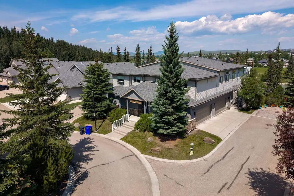 192 Crawford Drive Cochrane AB T4C 2G8