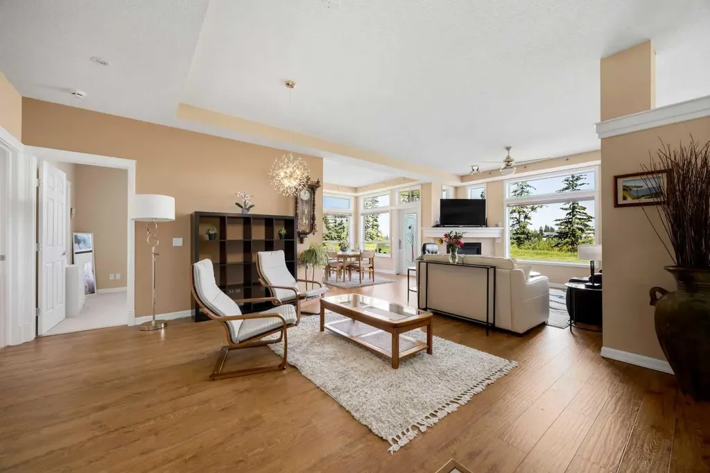 192 Crawford Drive Cochrane AB T4C 2G8