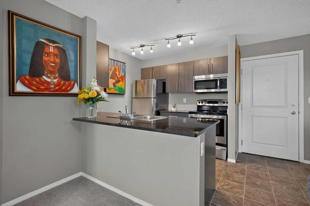 5 Saddlestone Way NE Calgary AB T3J 0S2