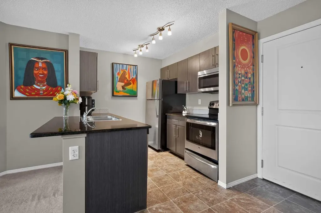 5 Saddlestone Way NE Calgary AB T3J 0S2