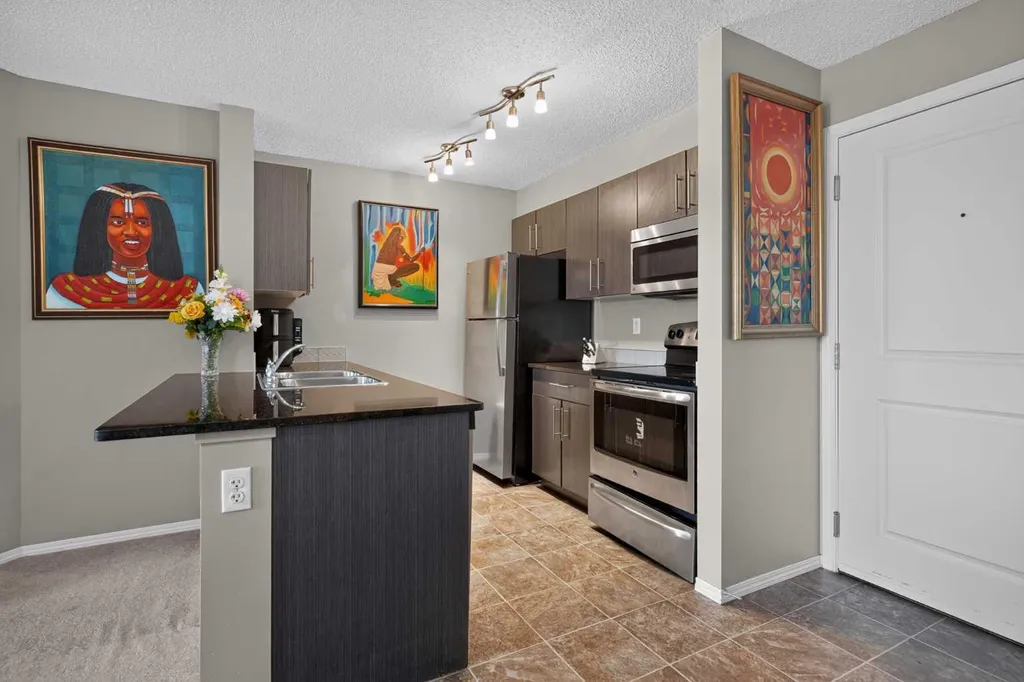 5 Saddlestone Way NE Calgary AB T3J 0S2