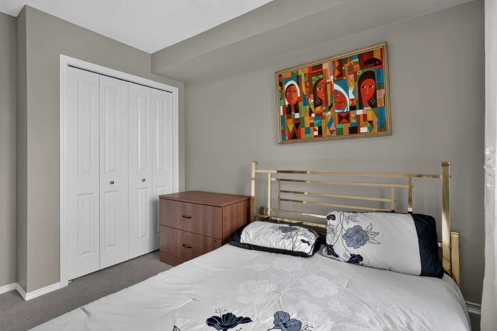 5 Saddlestone Way NE Calgary AB T3J 0S2