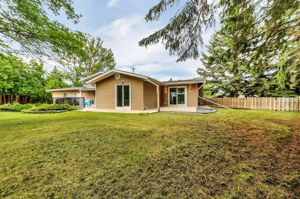 39026 Range Road 275 Rural Red Deer County AB T4S 2A9
