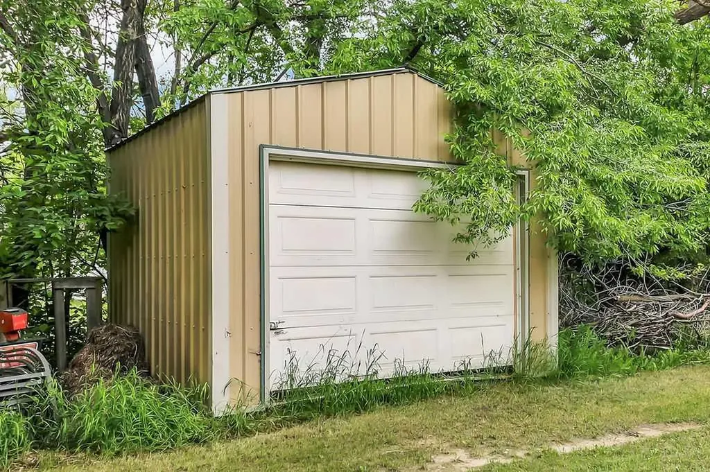 39026 Range Road 275 Rural Red Deer County AB T4S 2A9