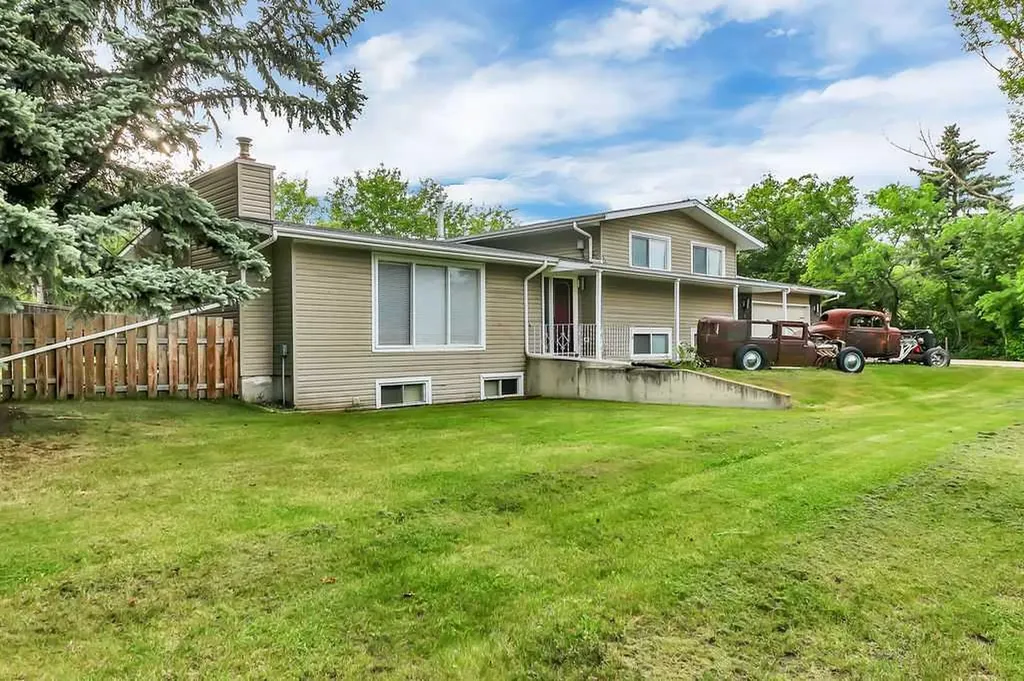 39026 Range Road 275 Rural Red Deer County AB T4S 2A9