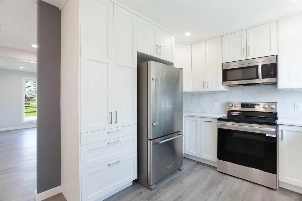 68 Abergale Way NE Calgary AB T2A 6H7