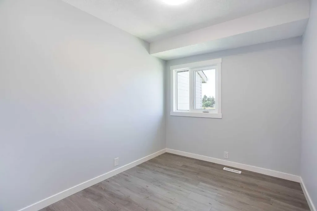 68 Abergale Way NE Calgary AB T2A 6H7