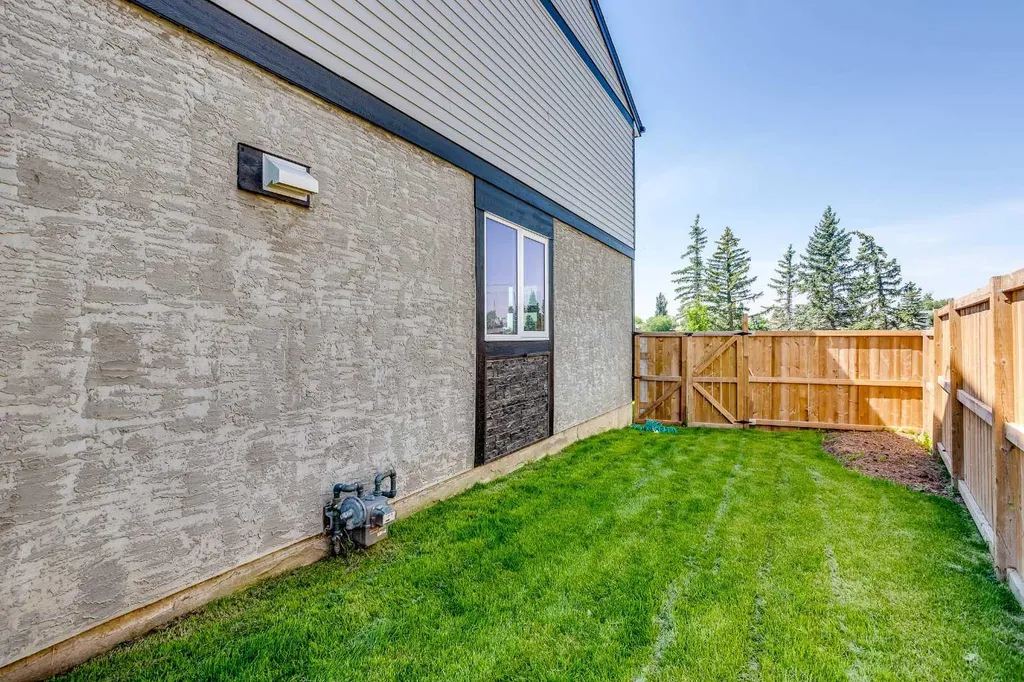 68 Abergale Way NE Calgary AB T2A 6H7