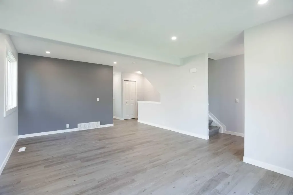 68 Abergale Way NE Calgary AB T2A 6H7