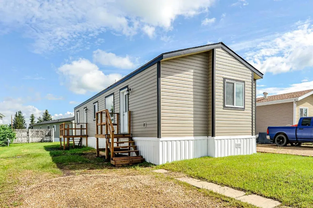 4802 54 Avenue Camrose AB T4V 3A5