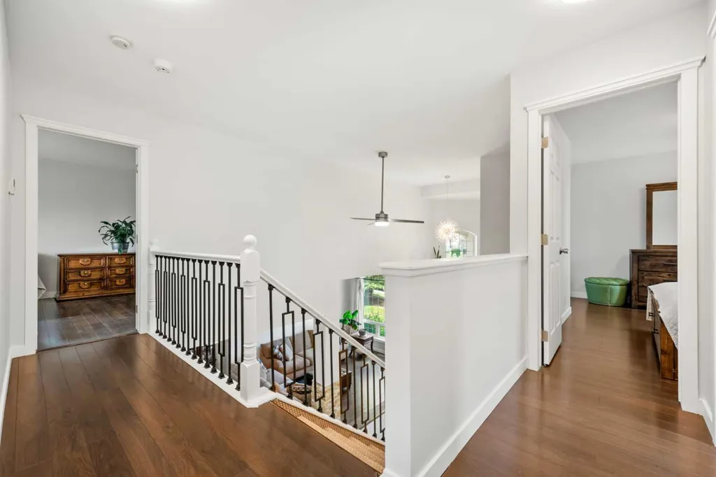 28 Mt Norquay Gate SE Calgary AB T2Z 2R3