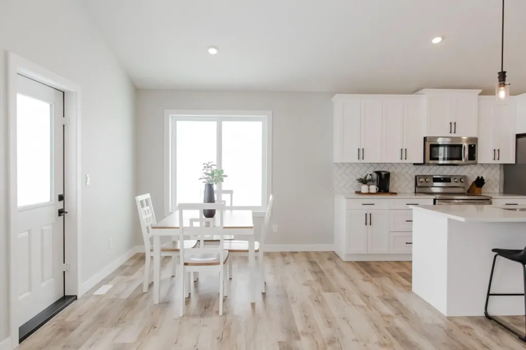 11416 95 Street Clairmont AB T8X 0w9