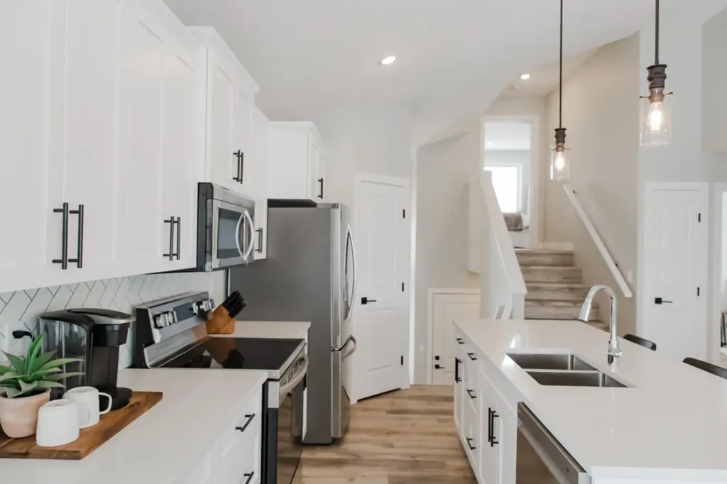 11416 95 Street Clairmont AB T8X 0w9