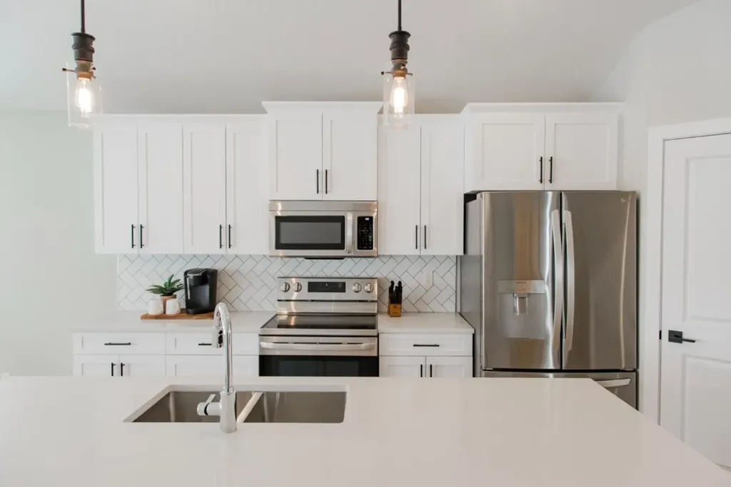 11416 95 Street Clairmont AB T8X 0w9