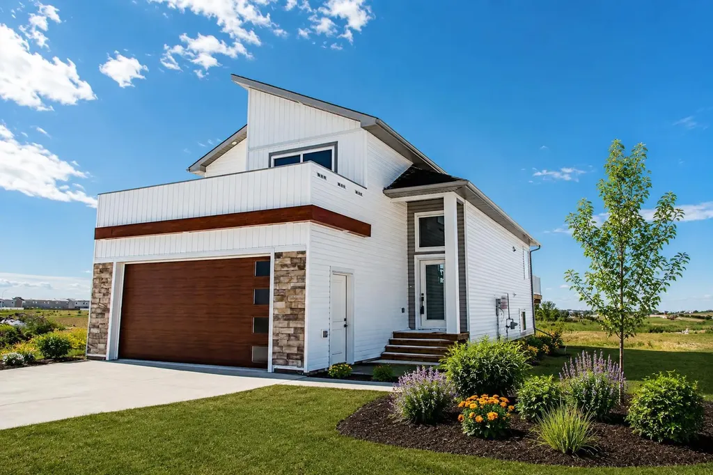 11416 95 Street Clairmont AB T8X 0w9