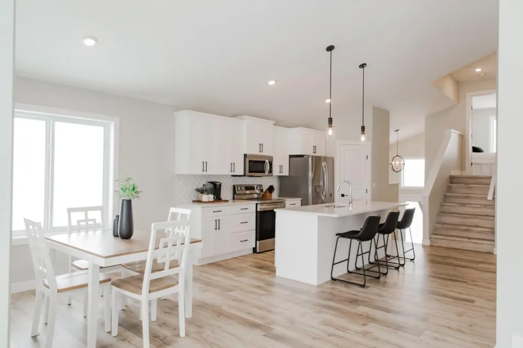 11416 95 Street Clairmont AB T8X 0w9