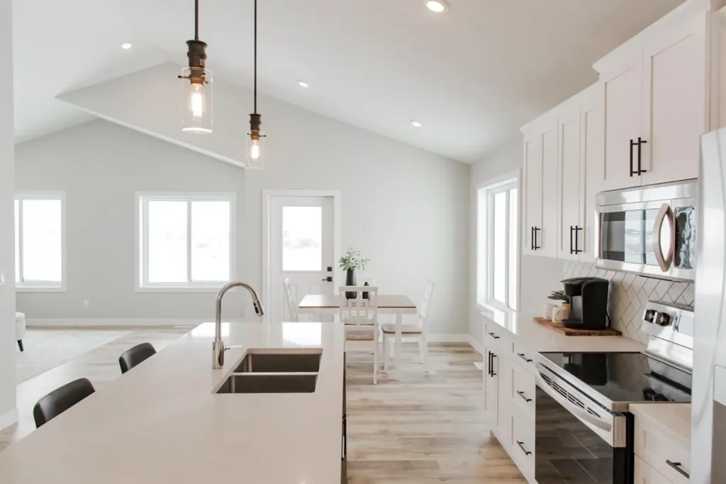 11416 95 Street Clairmont AB T8X 0w9