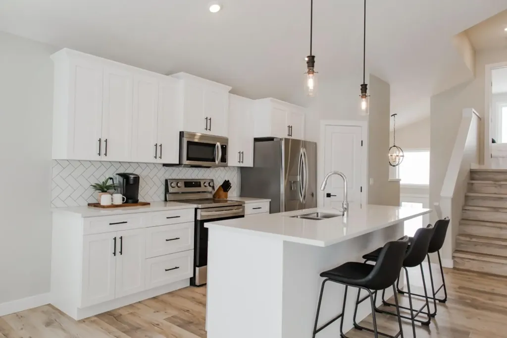 11416 95 Street Clairmont AB T8X 0w9