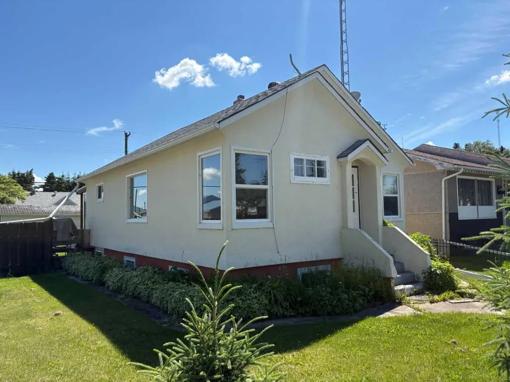 4831 52 Street Innisfree AB T0B 2G0