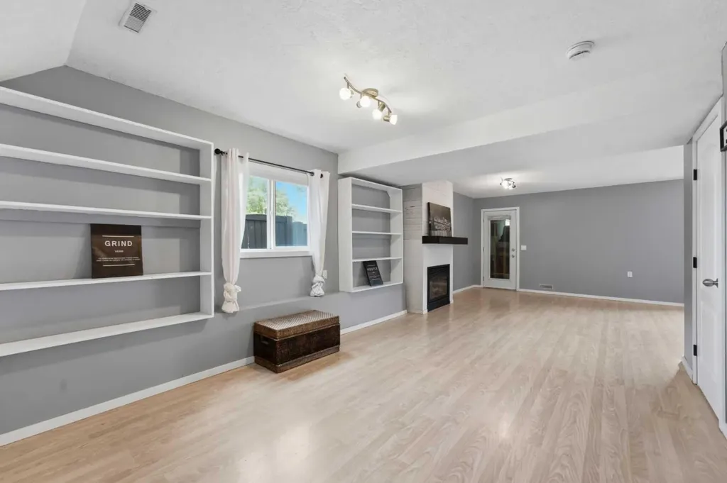 5C Crystal Ridge Cove Strathmore AB T1P 1R6