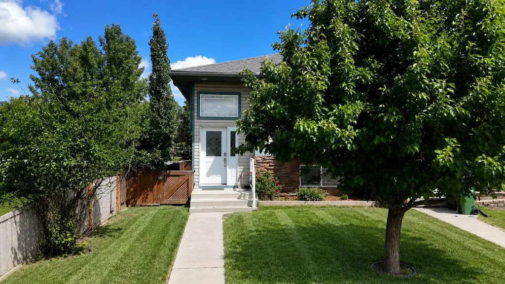 5C Crystal Ridge Cove Strathmore AB T1P 1R6